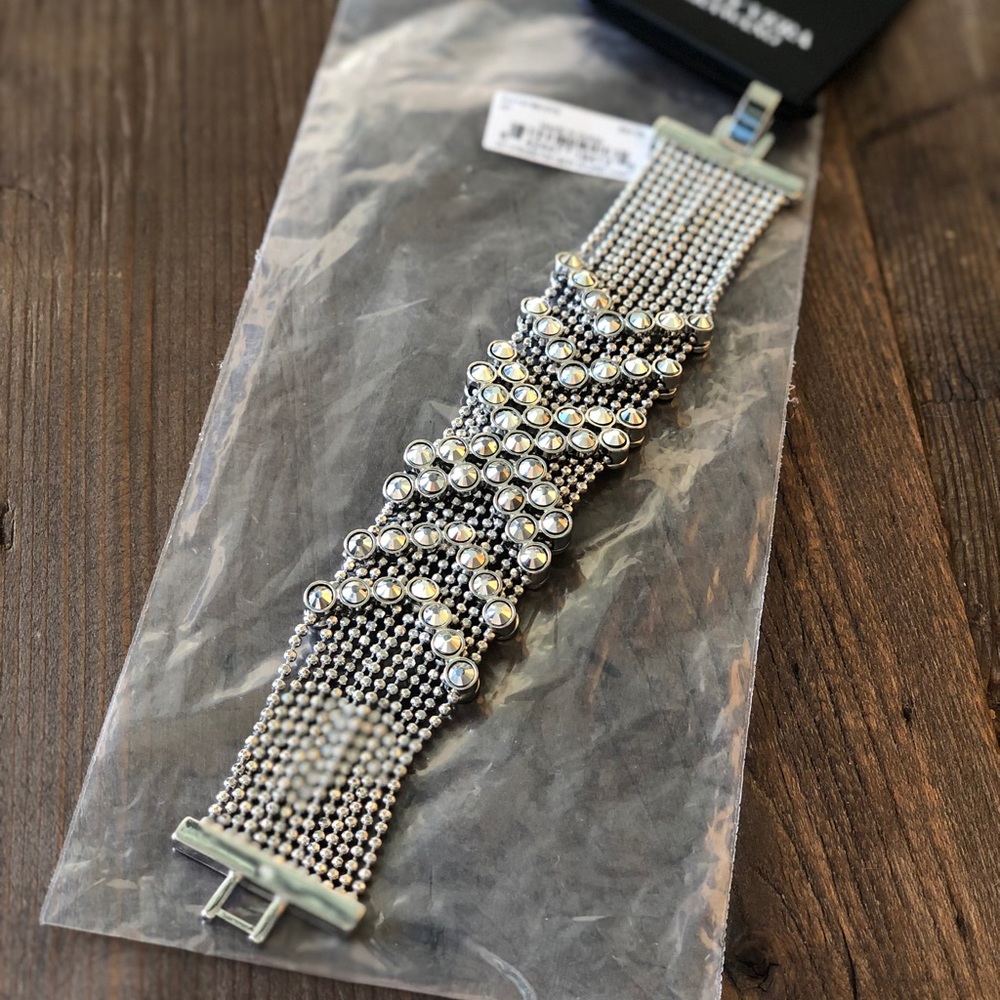 NWT Vera Wang Bracelet